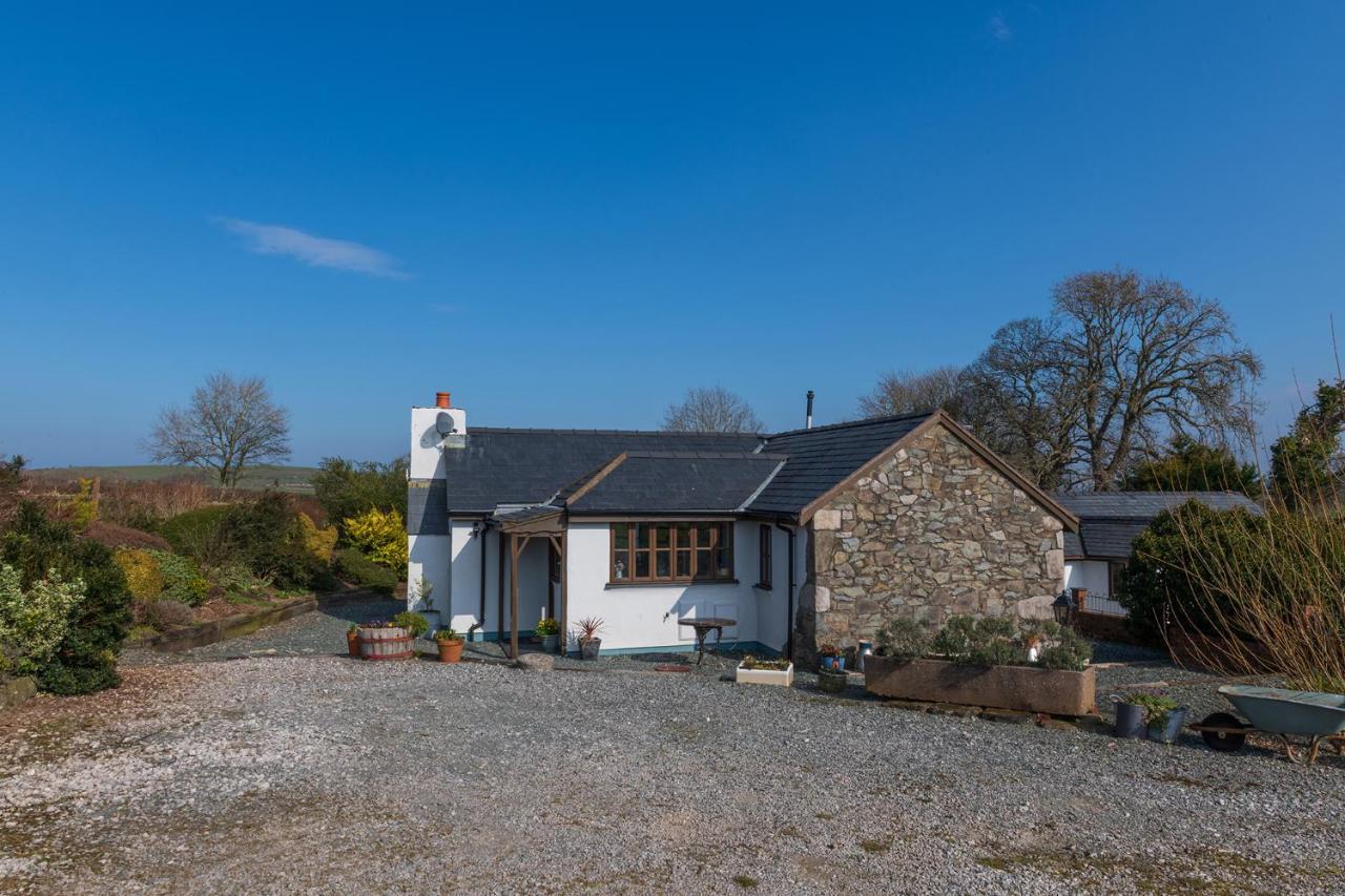 Beautiful Countryside Cottage On The North Wales Coast Abergele Exteriör bild